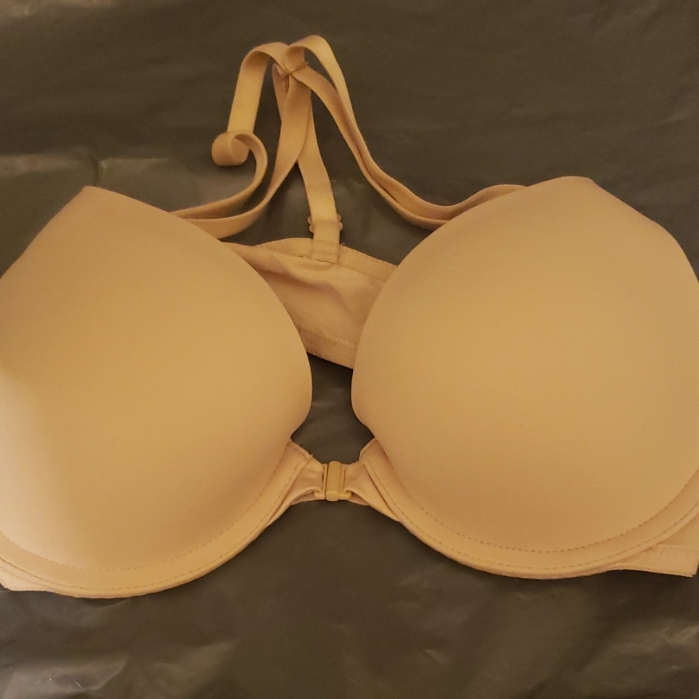 WEAR EVERYWHERE LACE PUSH-UP BRA